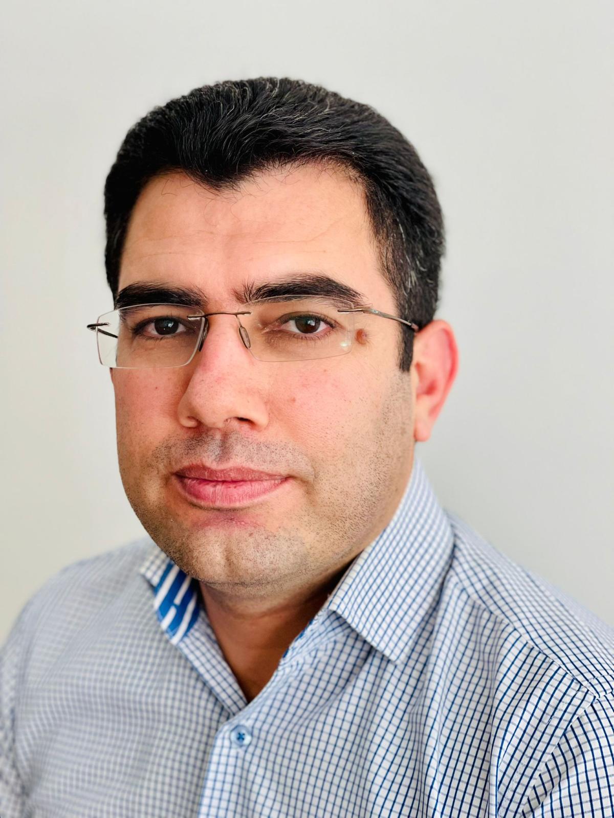 Dr. Esmaeil Amiri